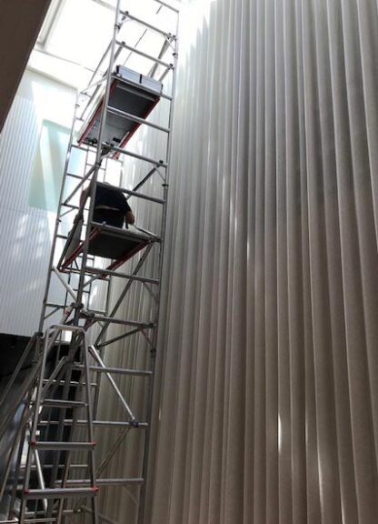 Installing wave curtains 7.5m